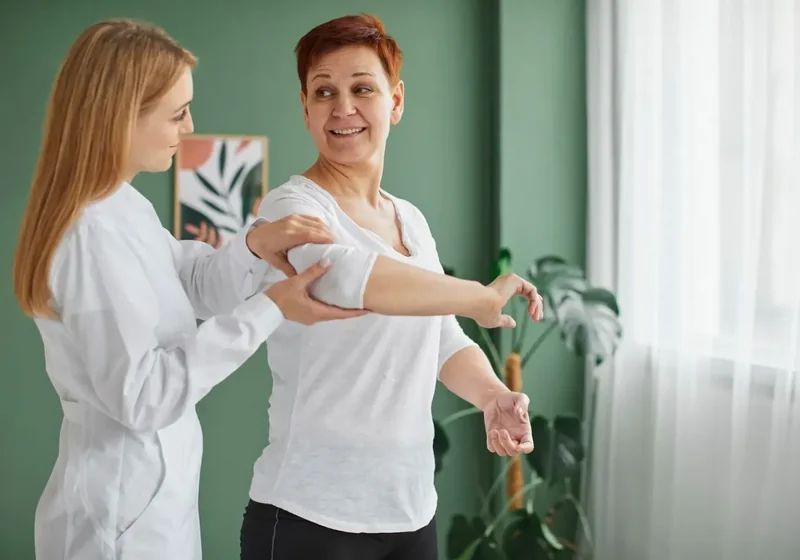 Womens Health session at Action Rehab Physical Therapy in Honolulu